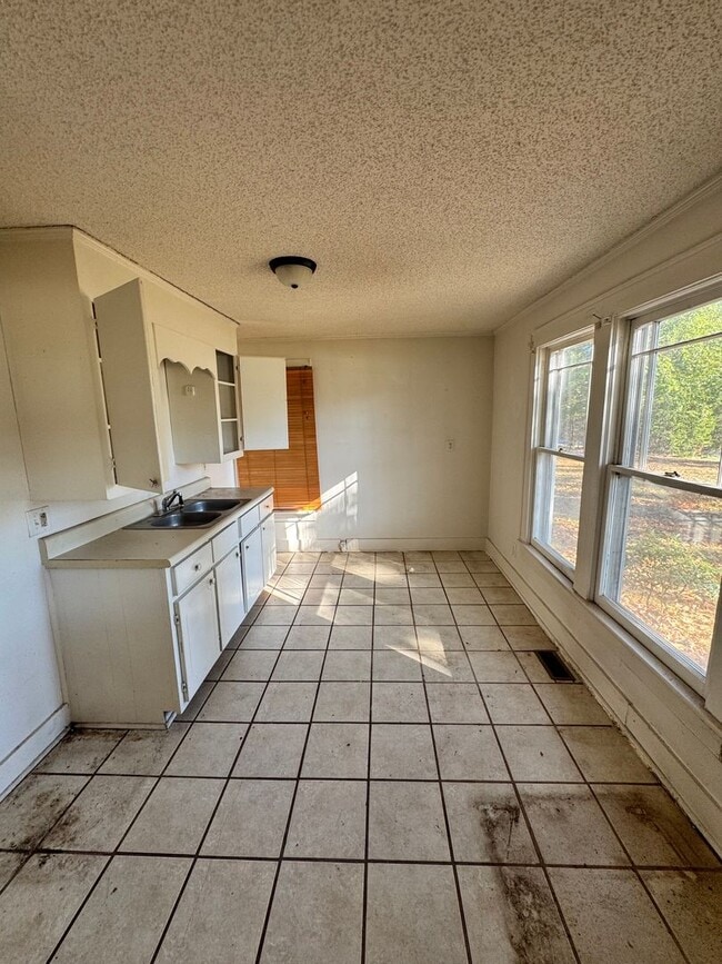 Building Photo - 2/1 Duplex in Shelby, NC