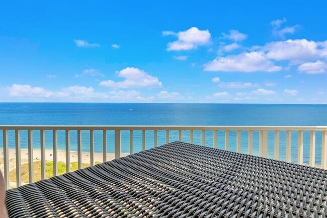 Building Photo - 750 N Ocean Blvd