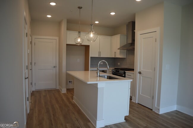 Building Photo - 692 Urban Grange Wy