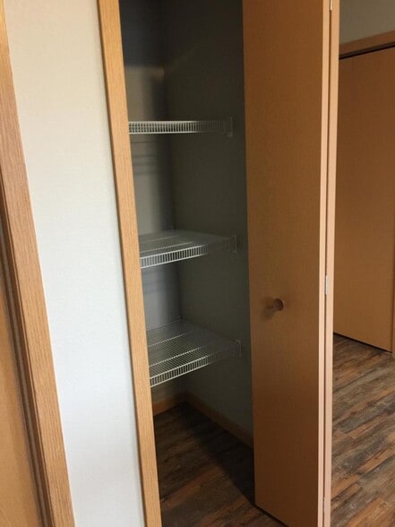 pantry closet - 1409 E Sioux Ave