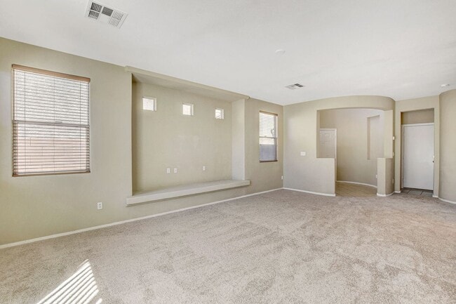 Building Photo - Charming Two Story Home