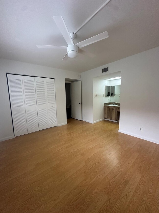 Building Photo - 3212 NW 103rd Terrace