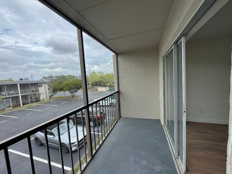 Building Photo - 3001 Thrush Dr