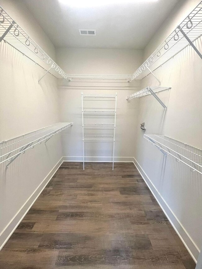 Building Photo - Brand New Norton Commons Condo!