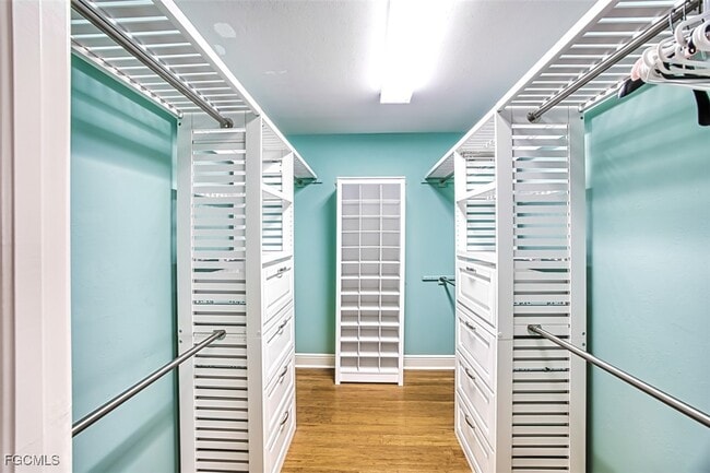 Building Photo - 2104 W First St