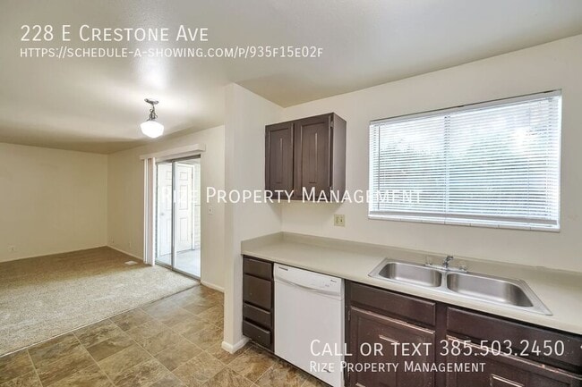 Building Photo - 228 E Crestone Ave
