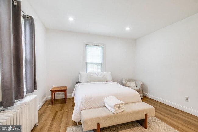 Building Photo - 4209 Queensbury Rd