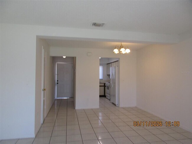 Building Photo - 131 Jones Ln