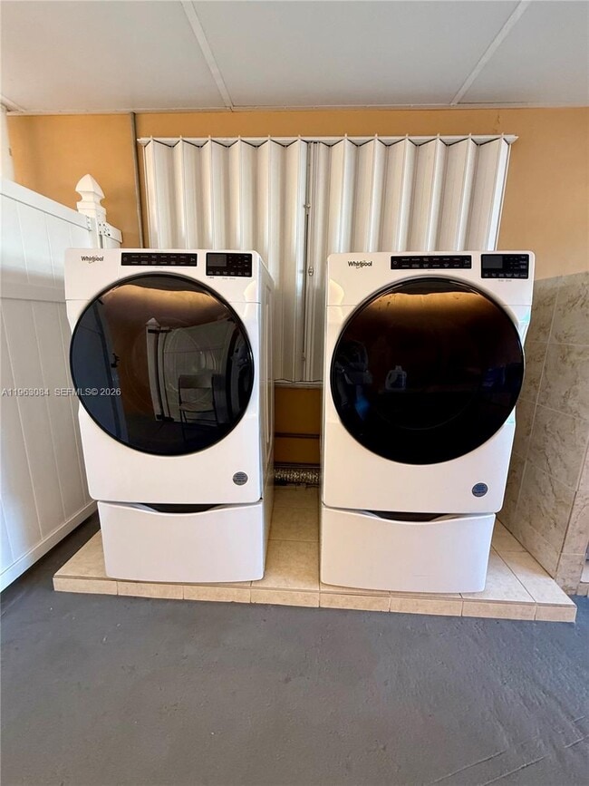 Building Photo - 13781 SW 158th Terrace