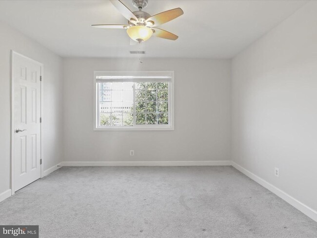 Building Photo - 1627 N Van Dorn St