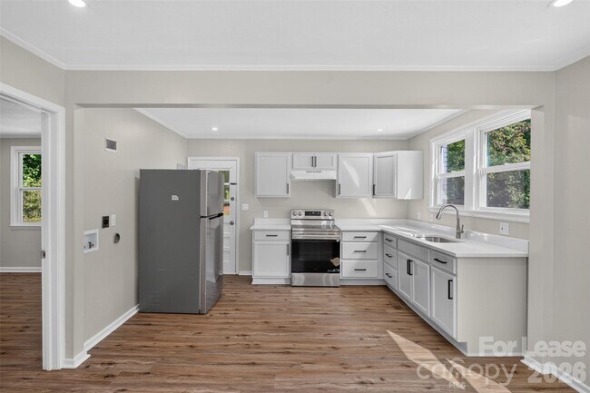 Building Photo - 1509 Wickham Ln