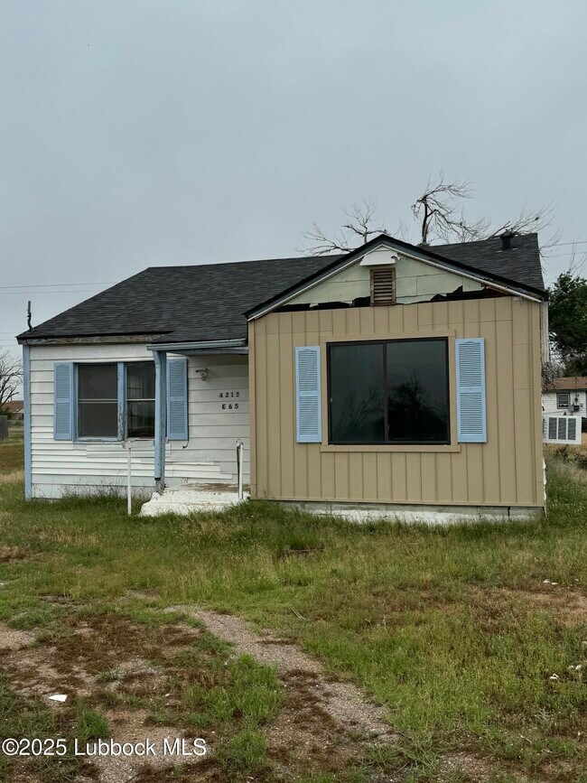 Primary Photo - 4215 E 65th St