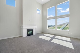 Building Photo - Pet-Friendly Upgraded 4-Bedroom Home with 3 Car Garage.