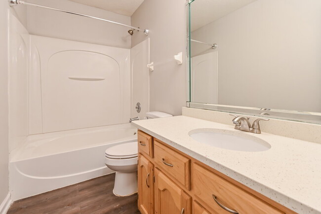 Building Photo - 8519 Cross Point Dr