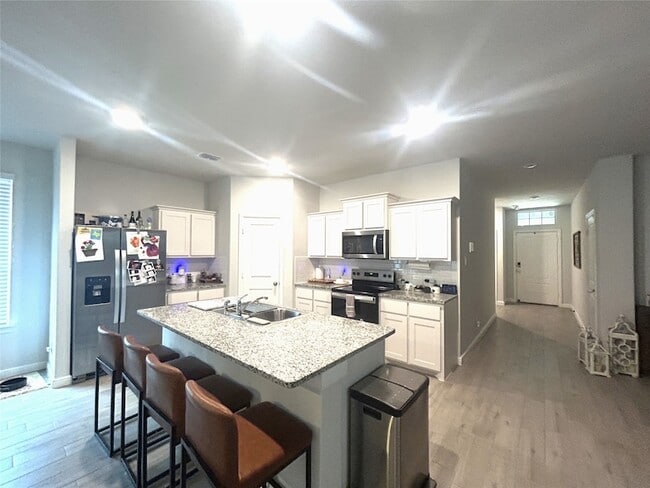 Building Photo - 509 Wesley Dr