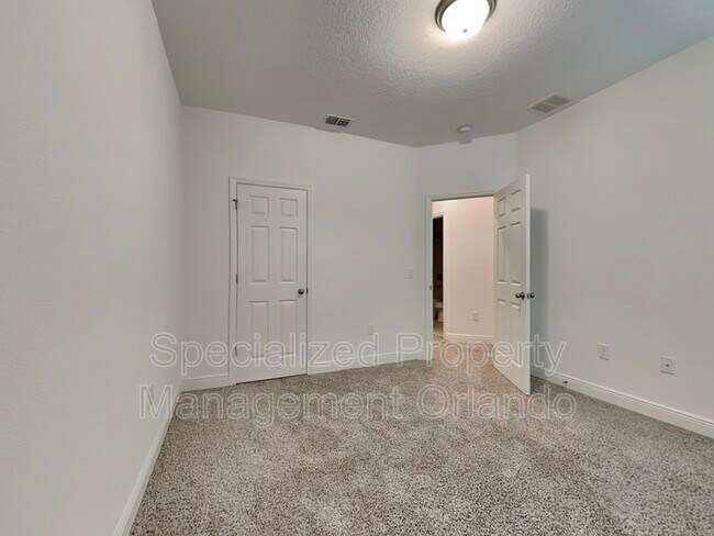 Building Photo - 14019 Picard Aly