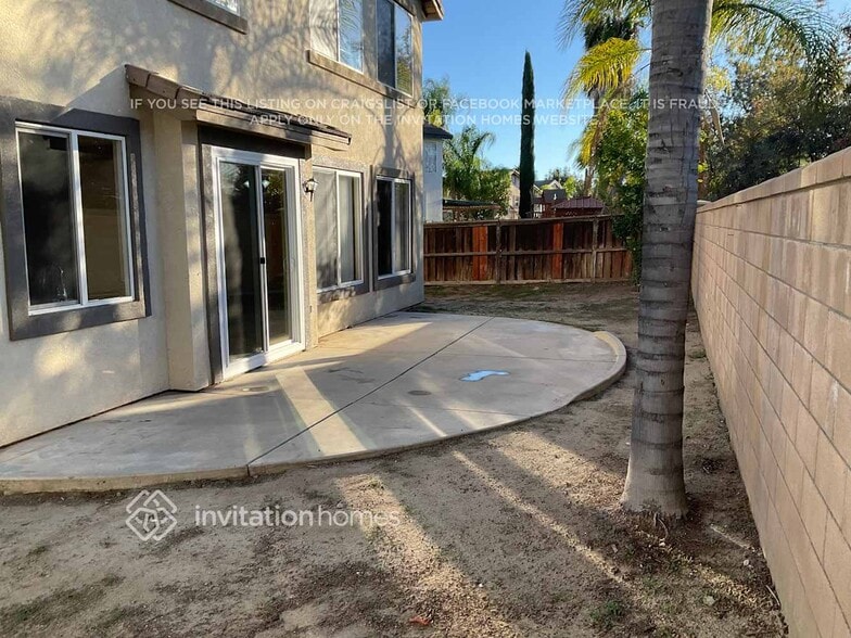 Building Photo - 27515 Nellie Ct