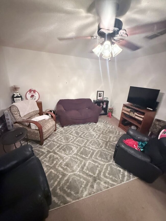 Building Photo - Campus Lofts | Elevated Living Near Everything