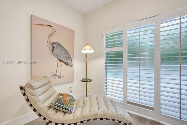 Building Photo - 2360 Tigertail Ave