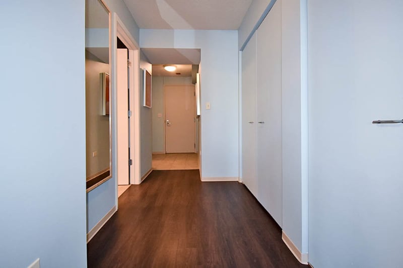 Building Photo - 230 N Columbus Dr