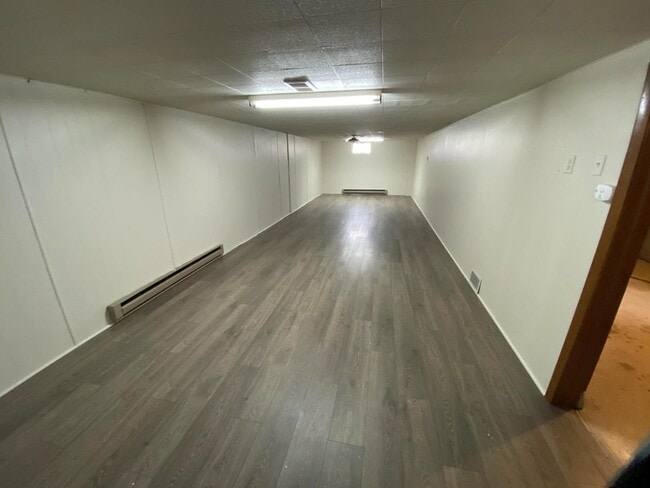 Building Photo - 912 N Kiwanis Ave