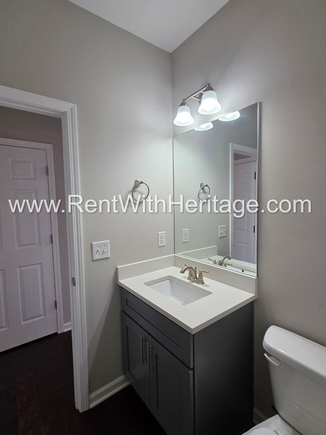 Building Photo - Stunning New 4bd/ 2.5ba / Immaculate / Attention to Detail/ Great Location