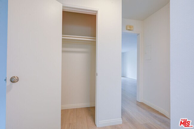 Building Photo - 2020 Graham Ave