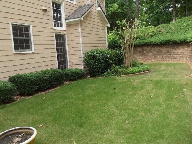 Building Photo - 4324 Canaan Way NE