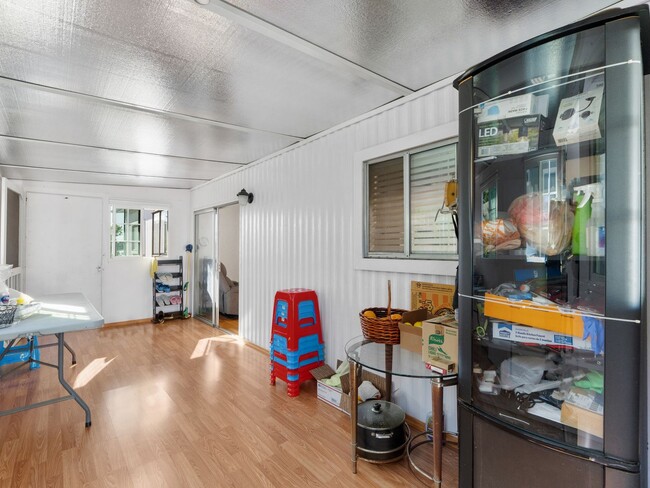Building Photo - Cozy 3 bedrooms, 2 bathrooms, cover patio and carport available in San Marcos