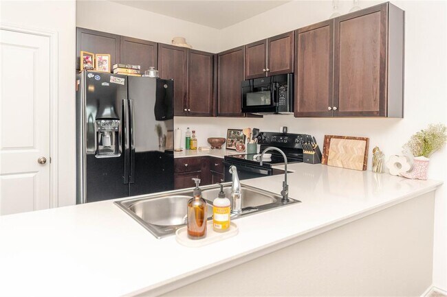 Building Photo - 1135 Catfish Ln