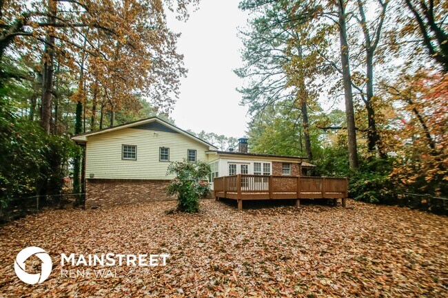 Building Photo - 2630 Barcelona Ct SW