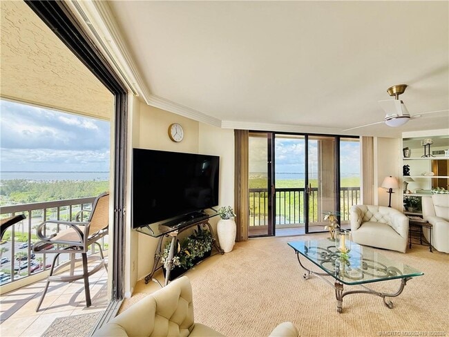 Building Photo - 9500 S Ocean Dr