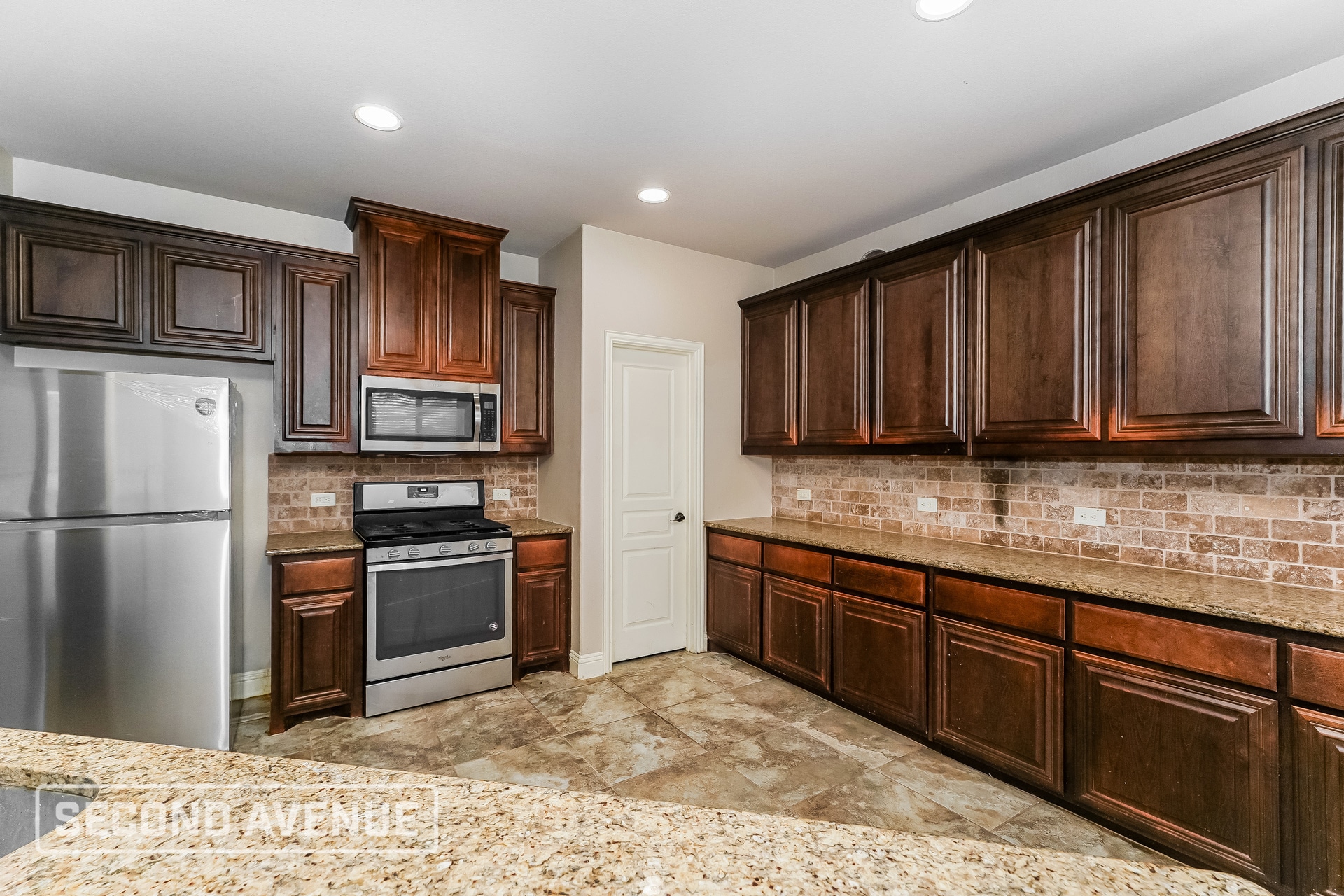 Building Photo - 401 Bamborough Dr