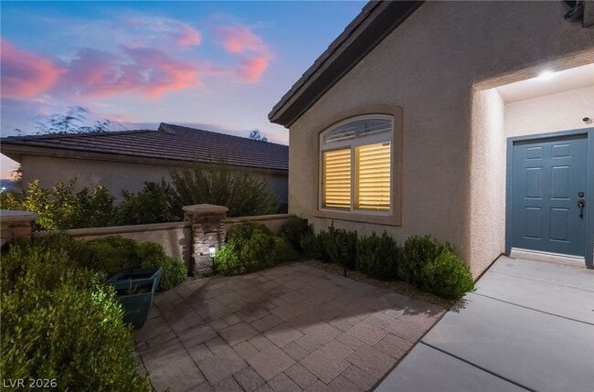 Building Photo - 2676 Lochleven Way