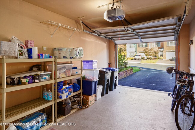 Building Photo - 192 Tarpon Dr