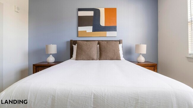 Building Photo - 11900 Marquina Blvd