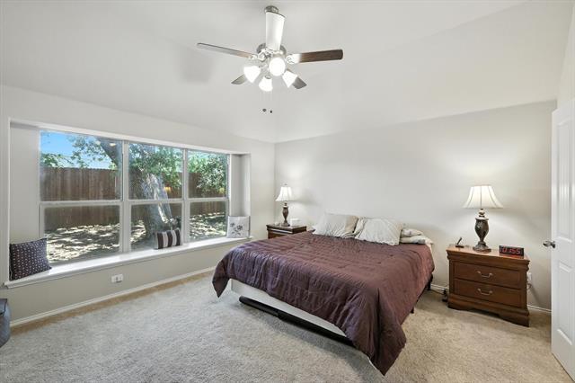 Building Photo - 221 Gardenia Dr