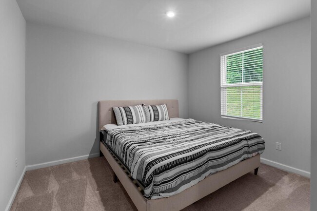 Building Photo - 703 Pointe Andrews Drive