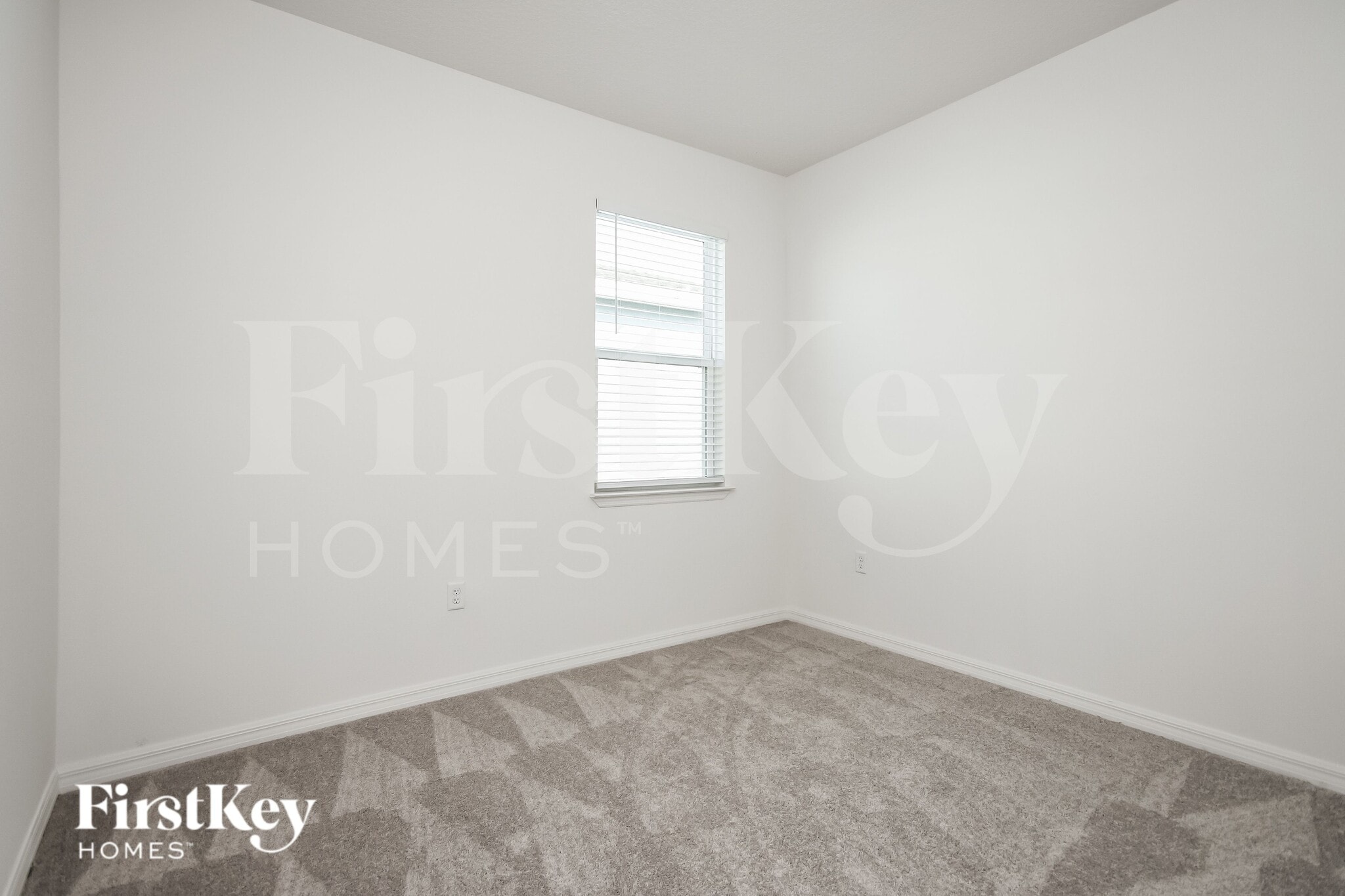 Building Photo - 609 Crown Rose Dr