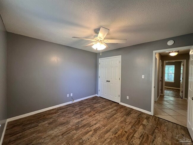 Building Photo - 5784 Twisted Oak Ct