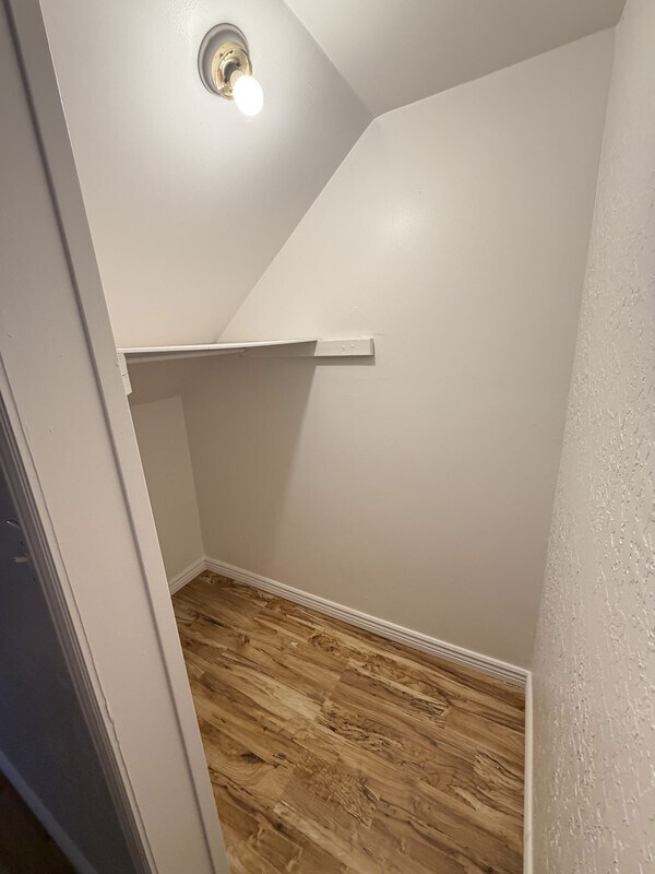 Building Photo - 663 E 170 N