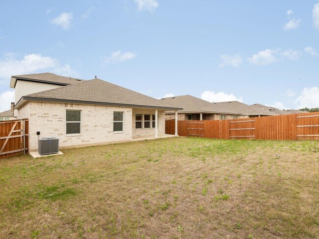 Building Photo - 2704 Indian Clover Trl