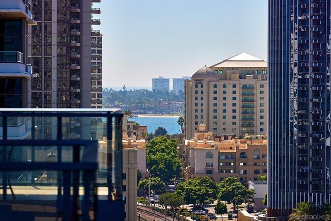 Building Photo - 1388 Kettner Blvd