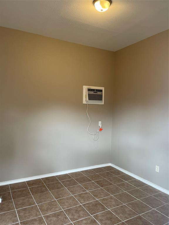 Building Photo - 830 Mica Ln