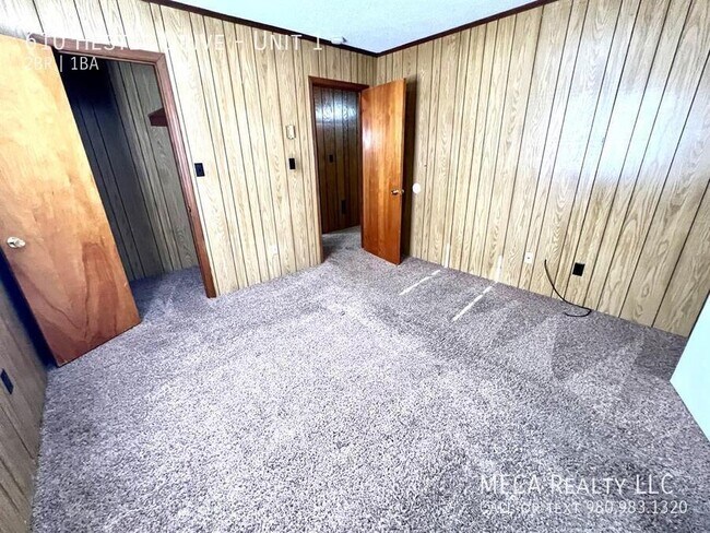 Building Photo - 610 Hester Dr