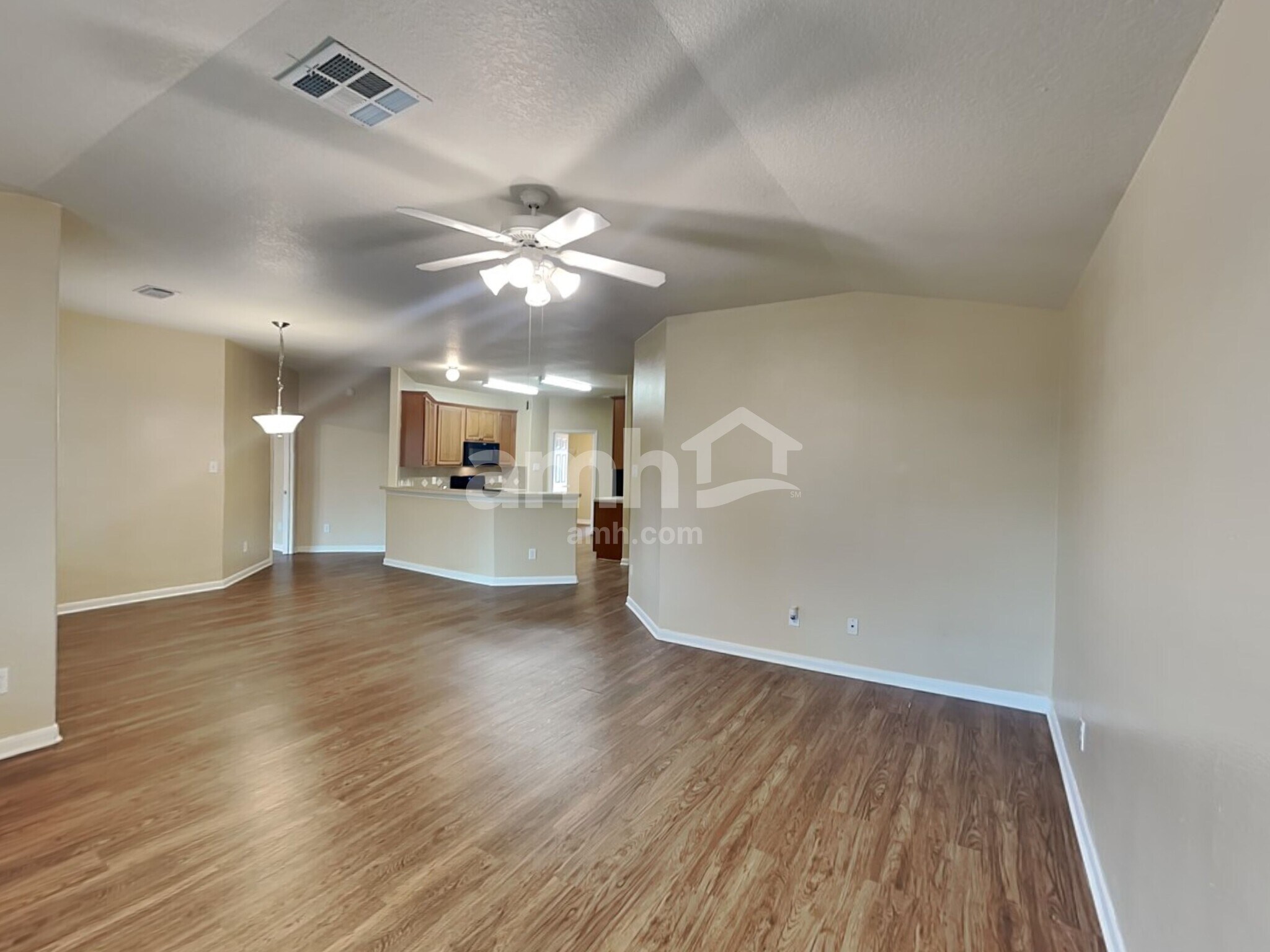 Building Photo - 23511 Hidden Maple Dr