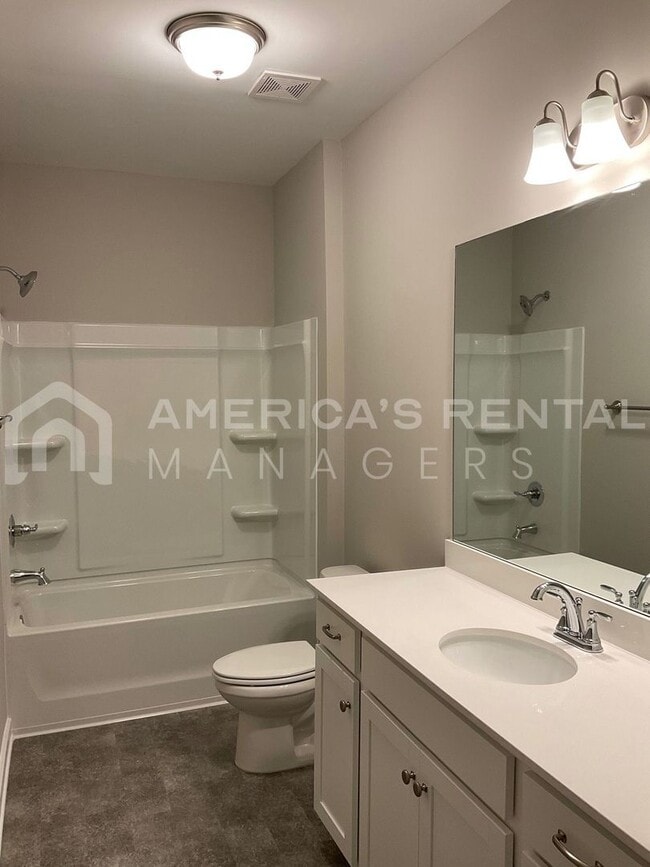 Building Photo - Home for Rent in Clanton, AL!!! Available to View Now!