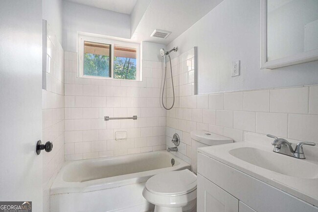 Building Photo - 5293 W Mountain St