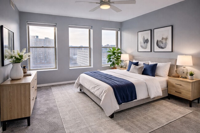 Building Photo - 77 S Evergreen Ave