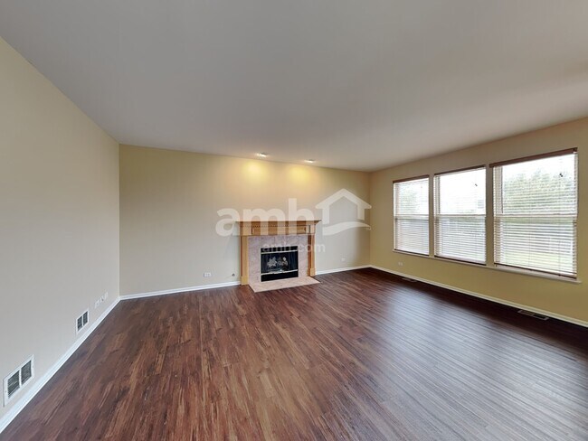 Building Photo - 2476 Deer Point Dr